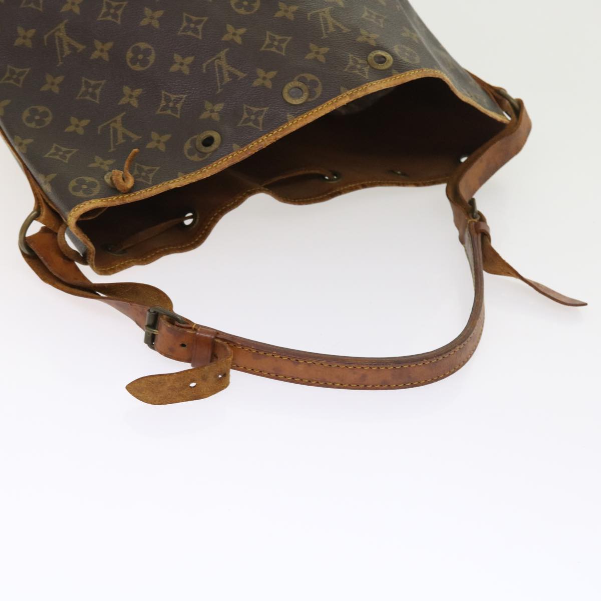 LOUIS VUITTON Monogram Noe Shoulder Bag M42224 LV Auth ar10212