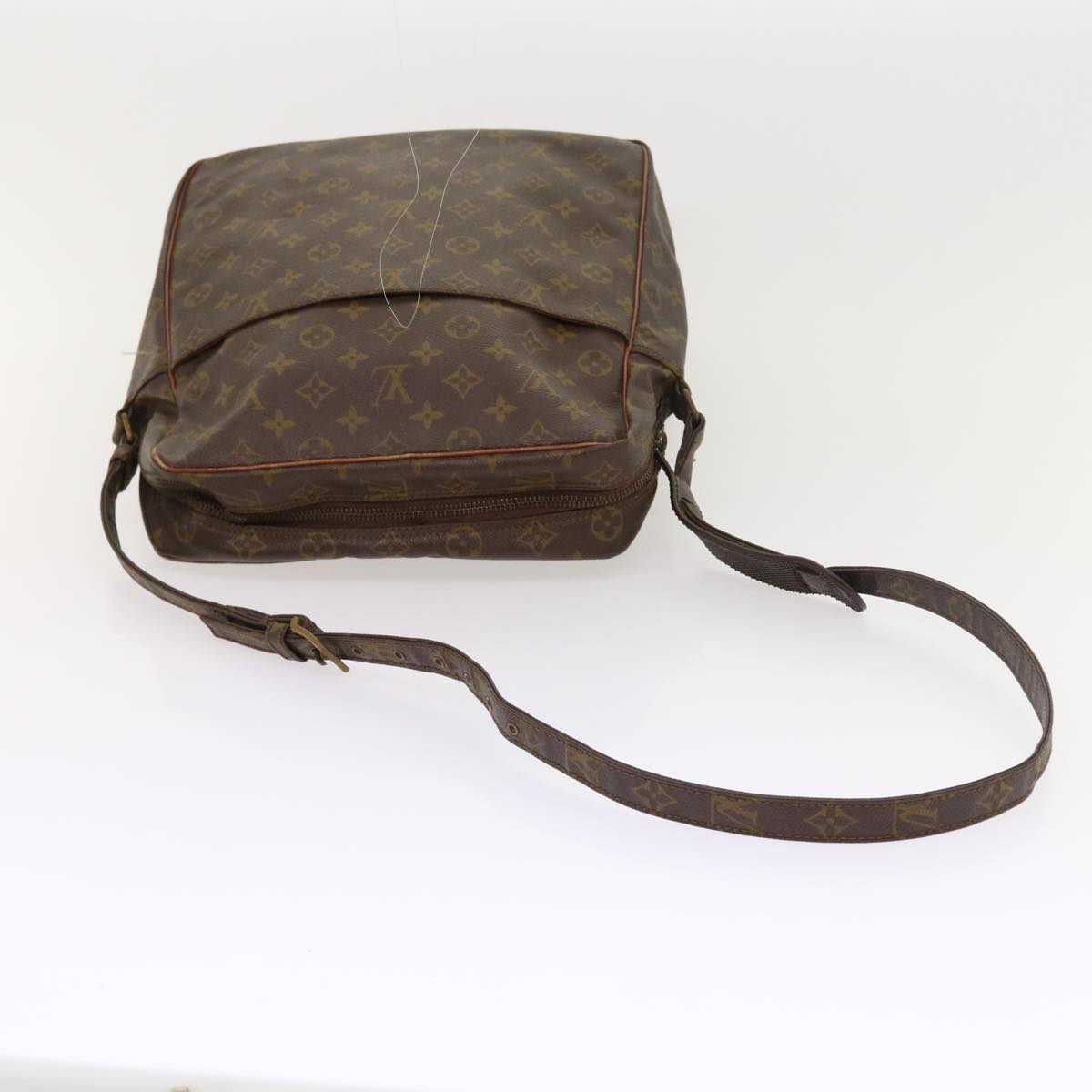 LOUIS VUITTON Monogram Marceau Shoulder Bag No.70 LV Auth ar10213