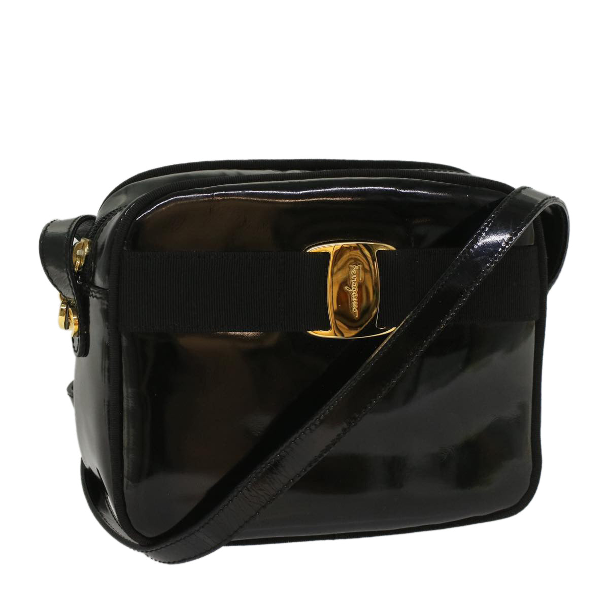 Salvatore Ferragamo Shoulder Bag Patent leather Black Auth ar10217