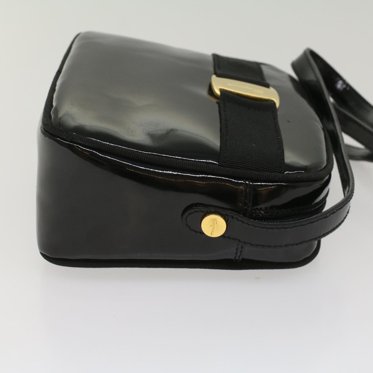 Salvatore Ferragamo Shoulder Bag Patent leather Black Auth ar10217