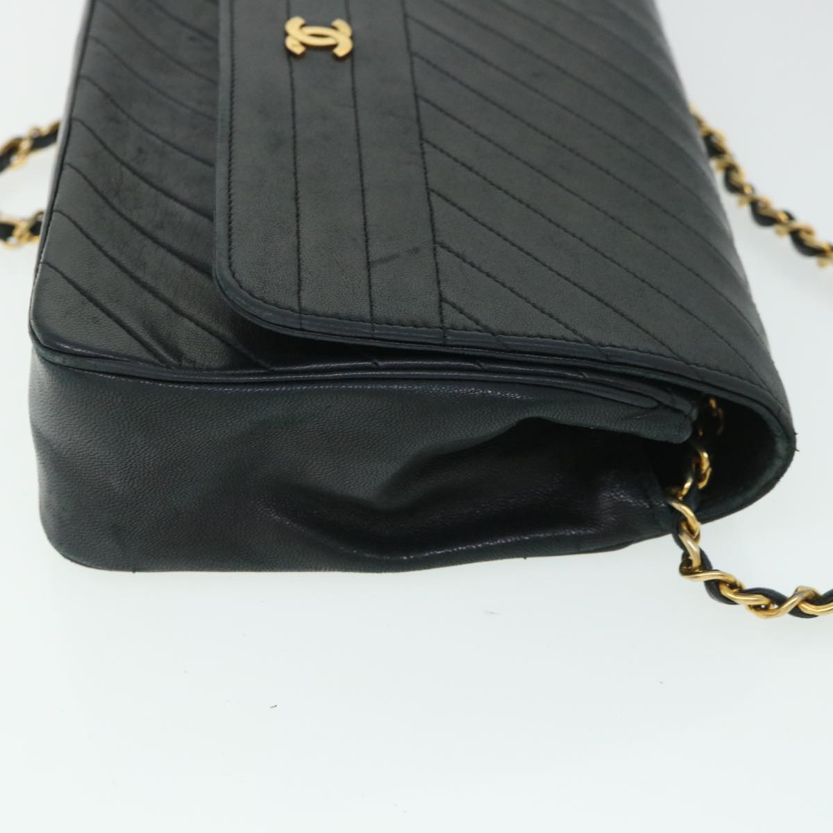 CHANEL Quilted Chain Shoulder Bag Lamb Skin Black CC Auth ar10332