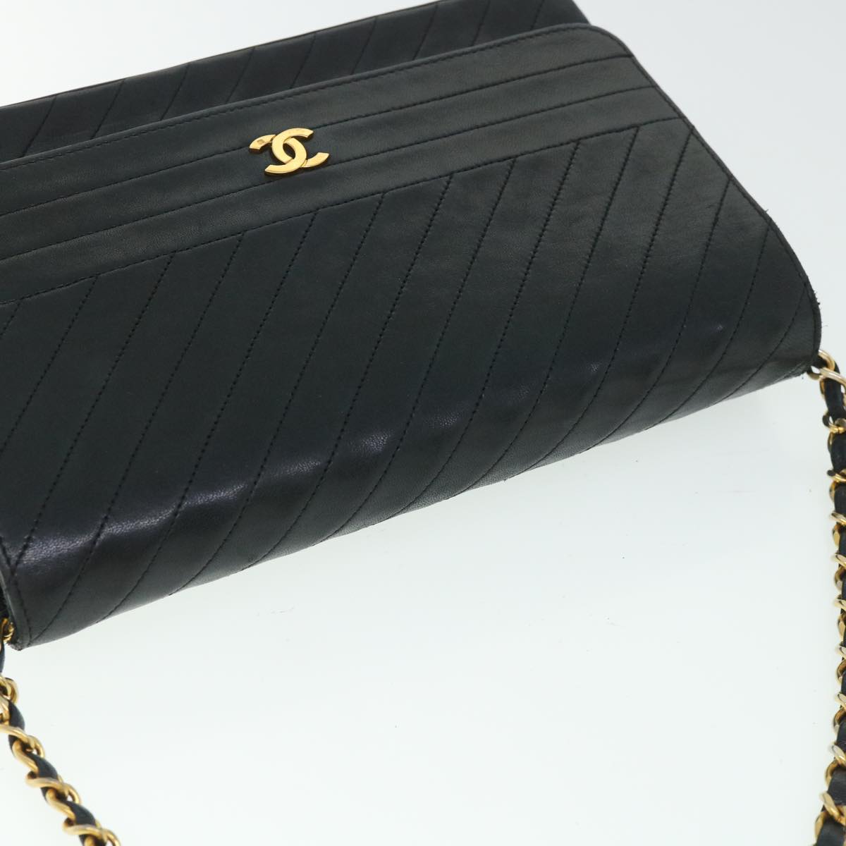 CHANEL Quilted Chain Shoulder Bag Lamb Skin Black CC Auth ar10332