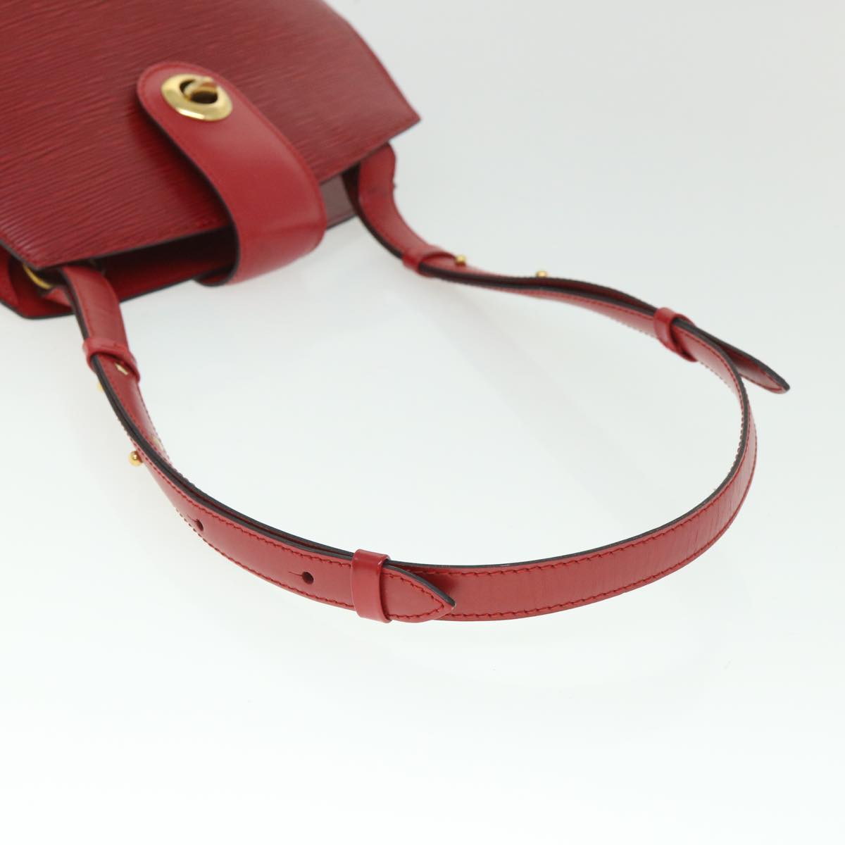 LOUIS VUITTON Epi Cluny Shoulder Bag Red M52257 LV Auth ar10346B