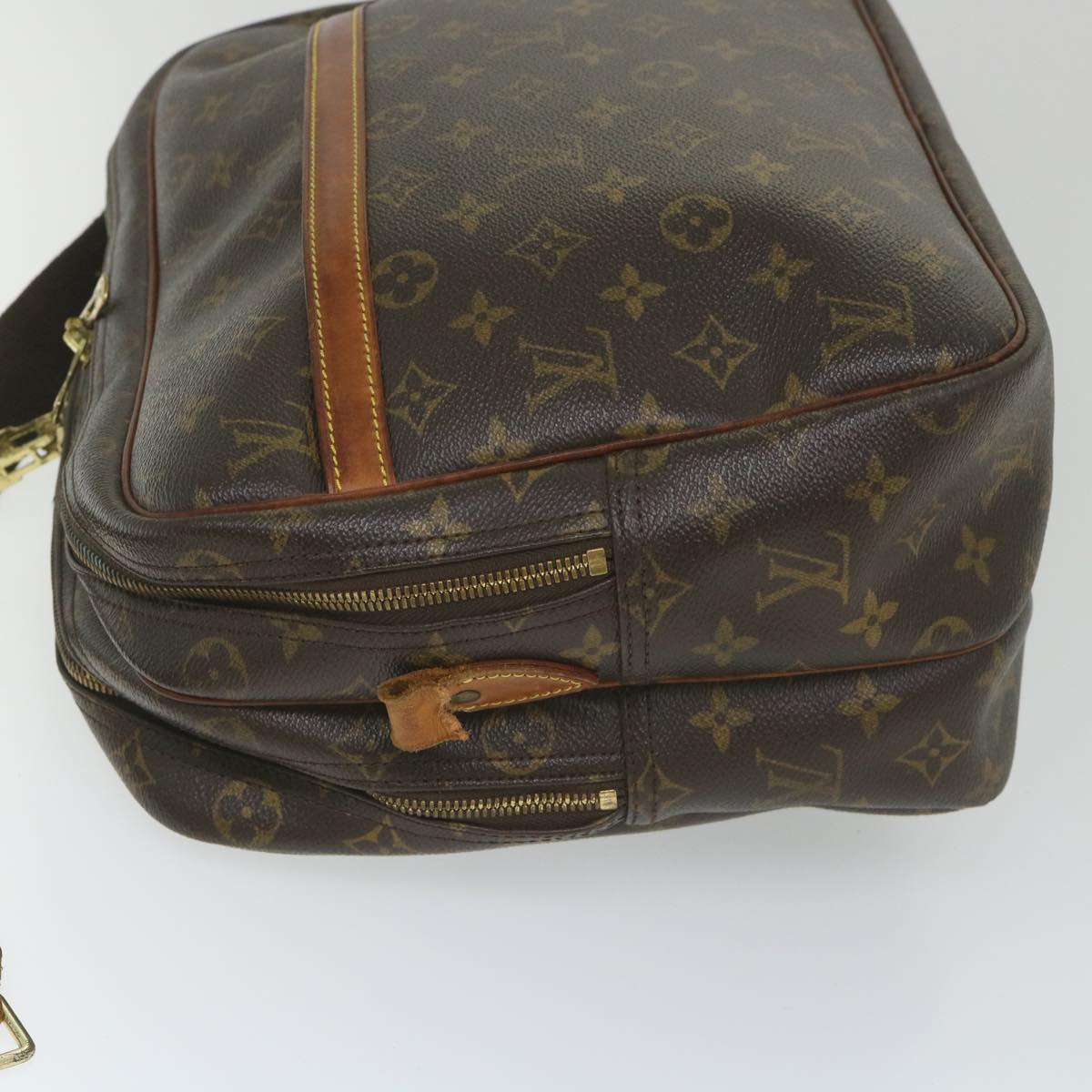 LOUIS VUITTON Monogram Reporter GM Shoulder Bag M45252 LV Auth ar10403