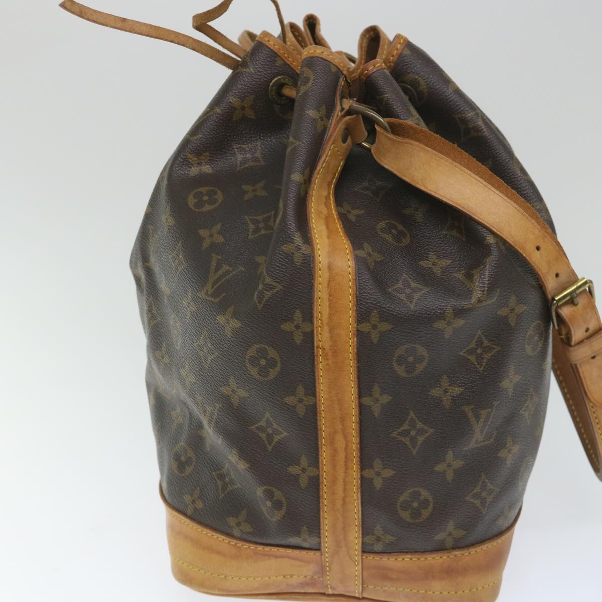 LOUIS VUITTON Monogram Noe Shoulder Bag M42224 LV Auth ar10410