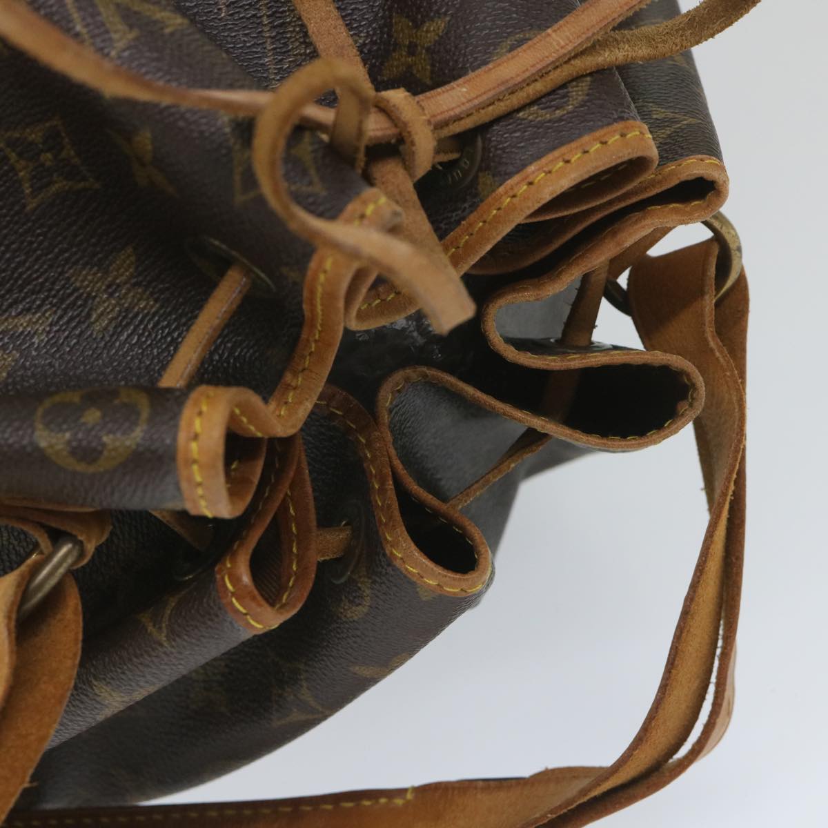 LOUIS VUITTON Monogram Noe Shoulder Bag M42224 LV Auth ar10410