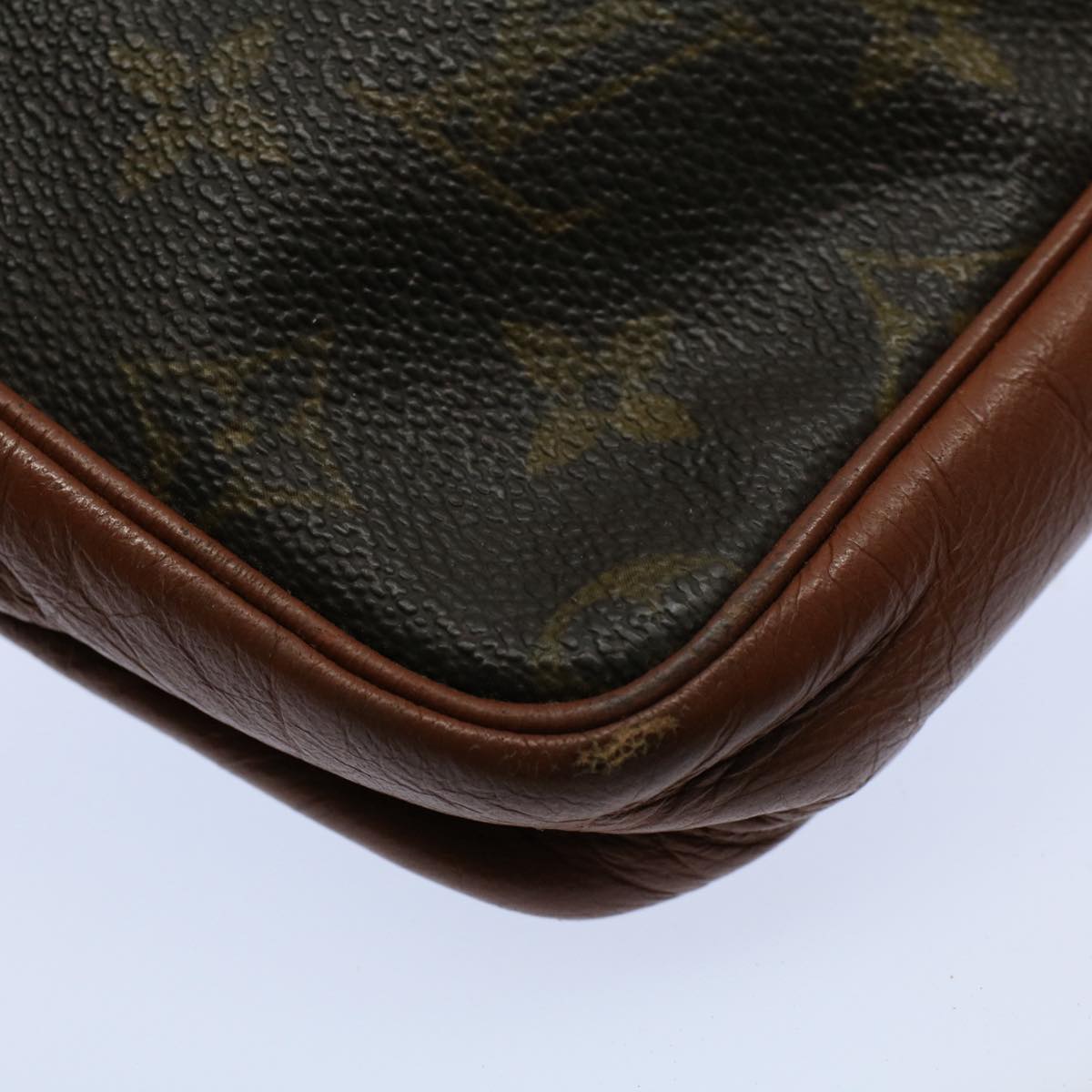 LOUIS VUITTON Monogram Pochette Sports Clutch Bag No.183 LV Auth ar10431