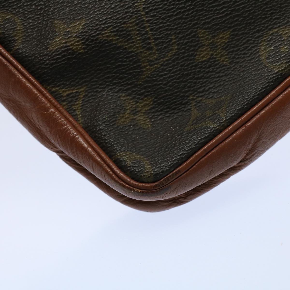 LOUIS VUITTON Monogram Pochette Sports Clutch Bag No.183 LV Auth ar10431