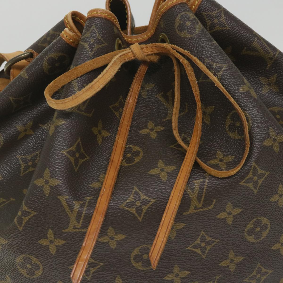 LOUIS VUITTON Monogram Noe Shoulder Bag M42224 LV Auth ar10451