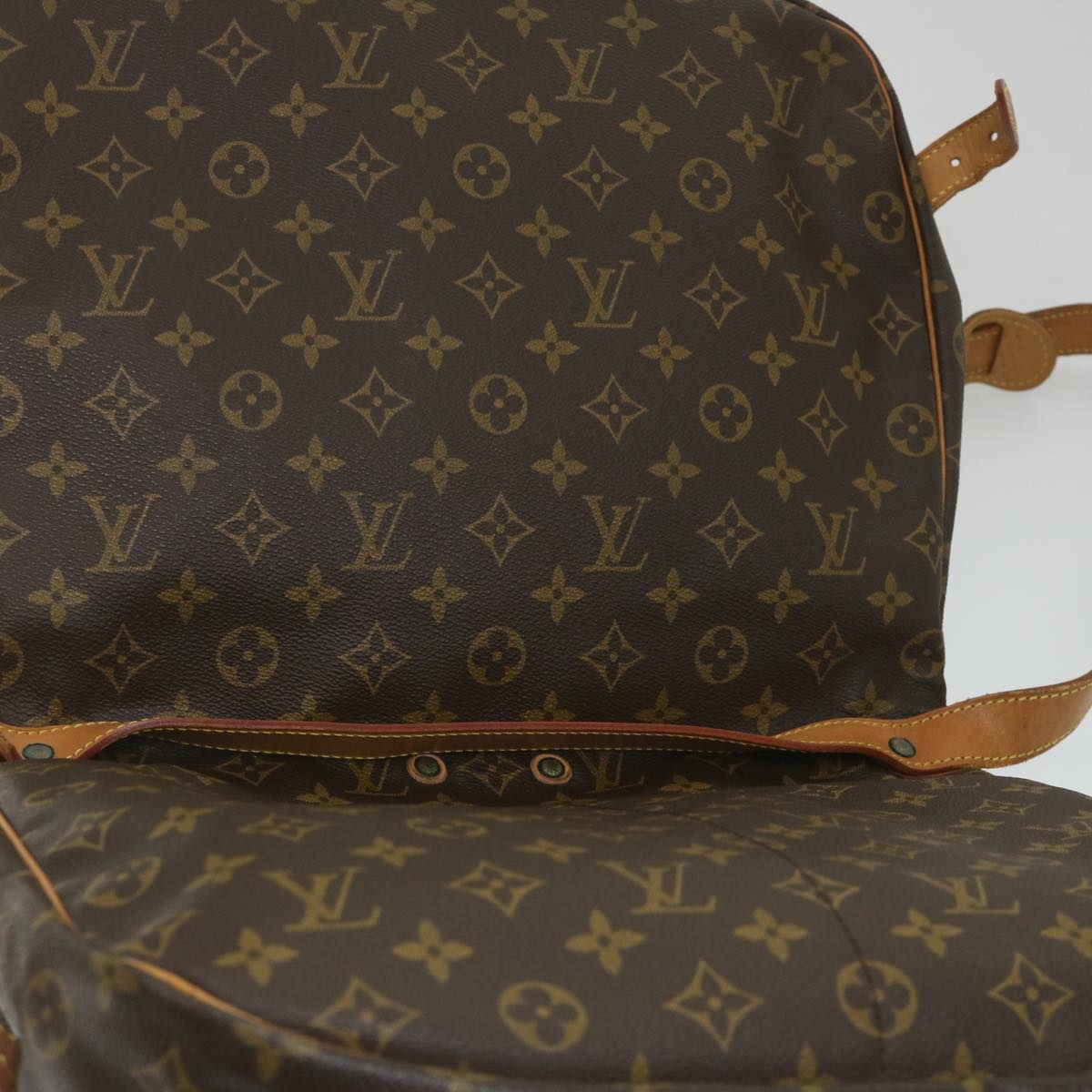 LOUIS VUITTON Monogram Saumur 35 Shoulder Bag M42254 LV Auth ar10543B