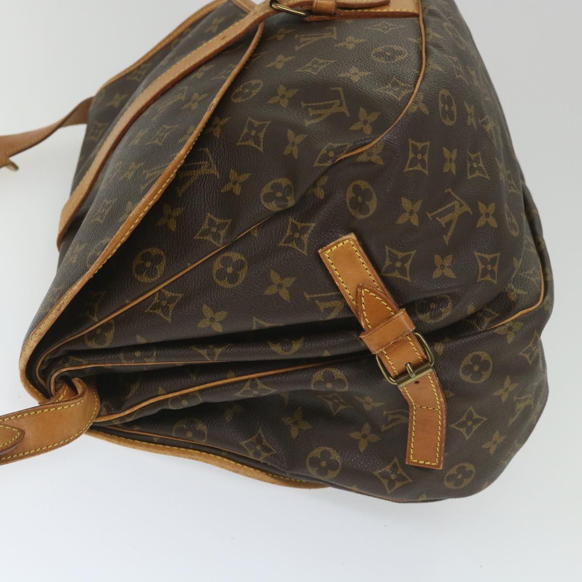 LOUIS VUITTON Monogram Saumur 35 Shoulder Bag M42254 LV Auth ar10543B