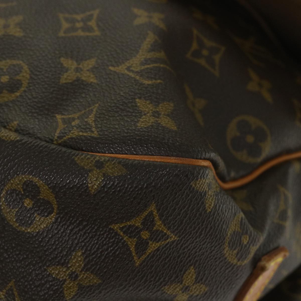 LOUIS VUITTON Monogram Saumur 35 Shoulder Bag M42254 LV Auth ar10571B