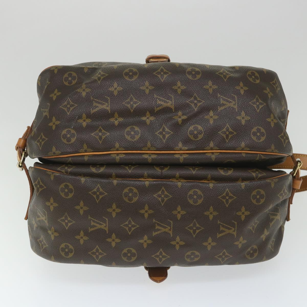 LOUIS VUITTON Monogram Saumur 35 Shoulder Bag M42254 LV Auth ar10571B