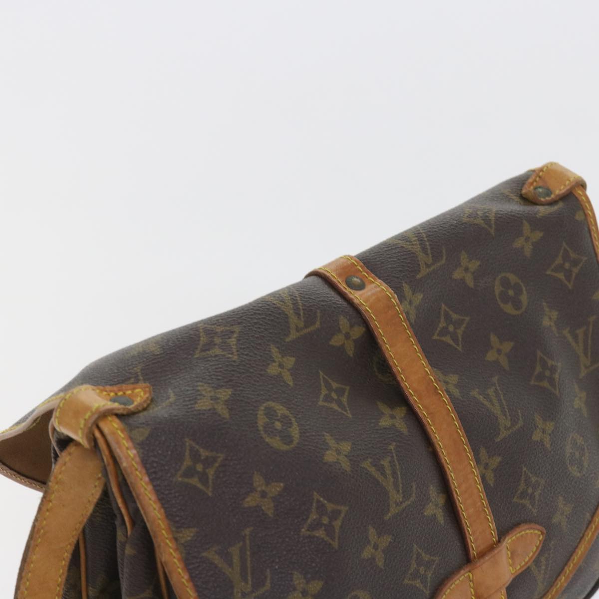 LOUIS VUITTON Monogram Saumur 30 Shoulder Bag M42256 LV Auth ar10614B