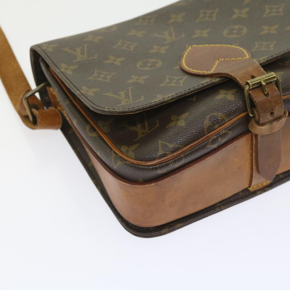 LOUIS VUITTON Monogram Cartouchiere MM Shoulder Bag M51253 LV Auth ar10620B