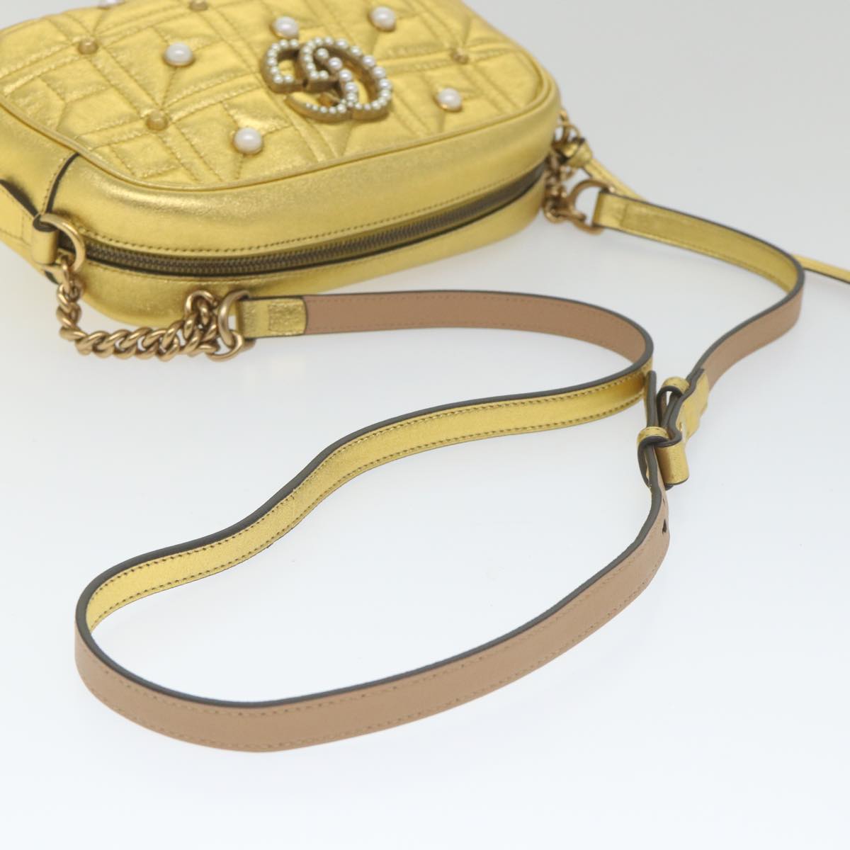 GUCCI GG Marmont Quilted Shoulder Bag Leather Gold Tone 447632 Auth ar10683