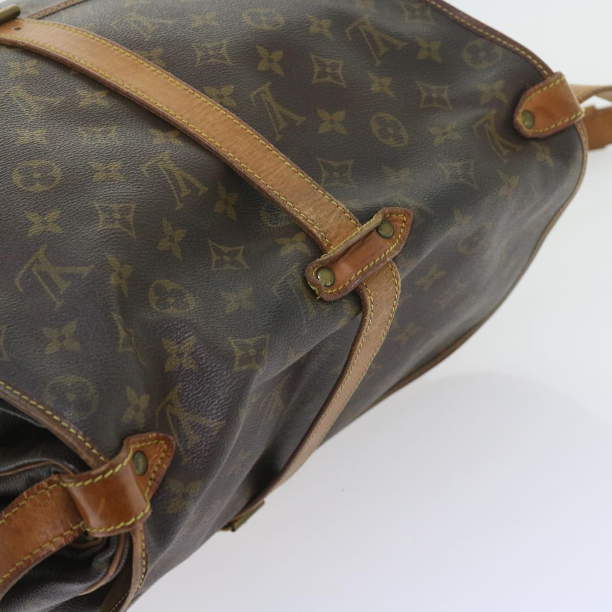 LOUIS VUITTON Monogram Saumur 35 Shoulder Bag M42254 LV Auth ar10836B