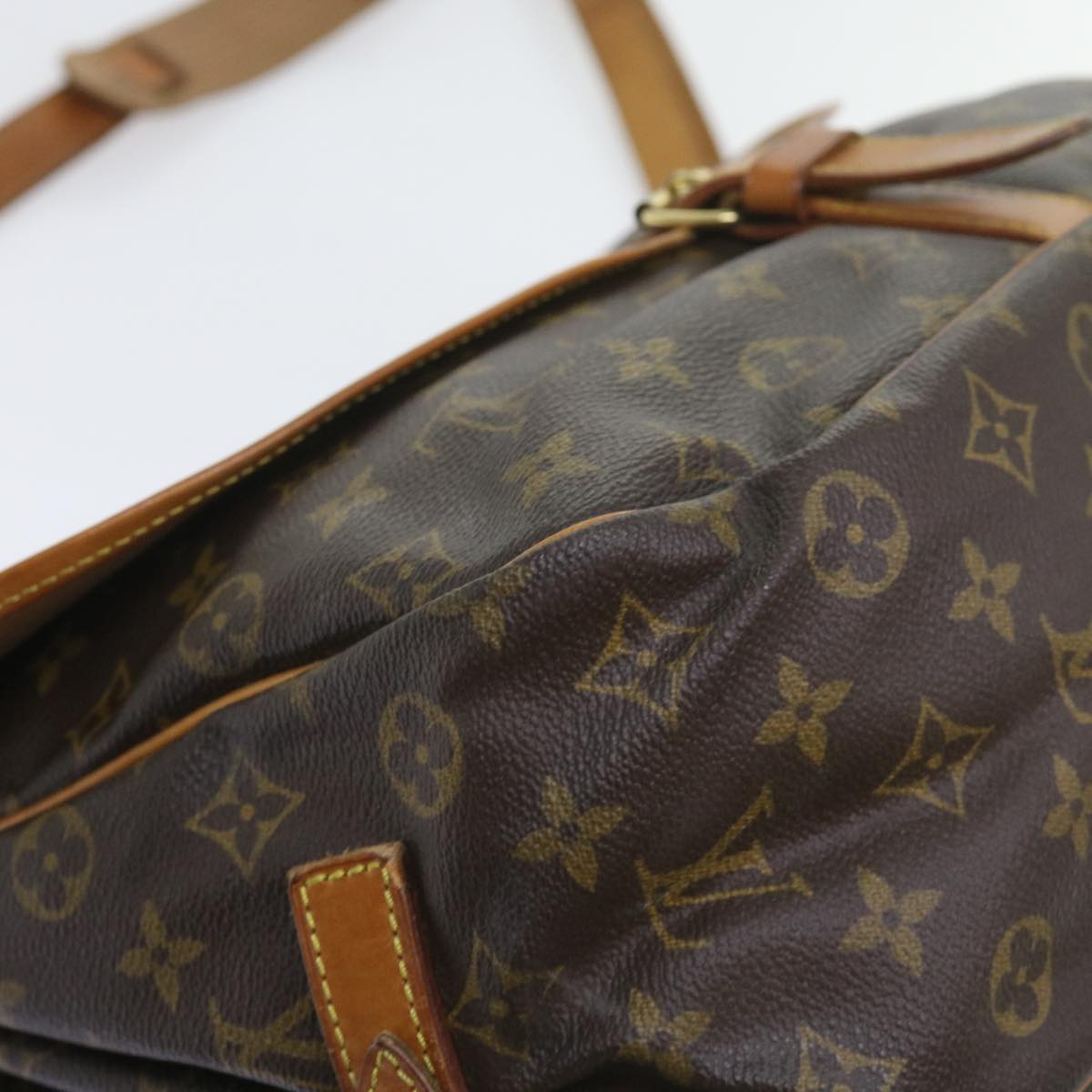 LOUIS VUITTON Monogram Saumur 35 Shoulder Bag M42254 LV Auth ar10846B