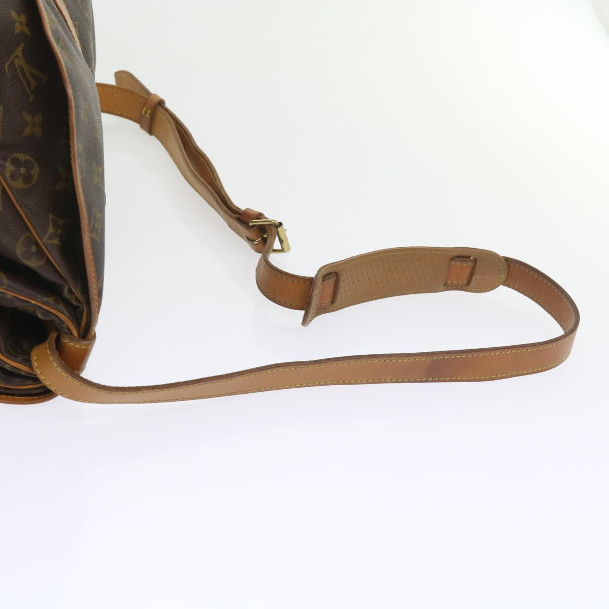 LOUIS VUITTON Monogram Saumur 35 Shoulder Bag M42254 LV Auth ar10846B