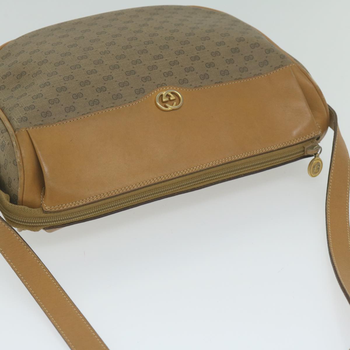 GUCCI Micro GG Canvas Shoulder Bag PVC Beige Auth ar11030