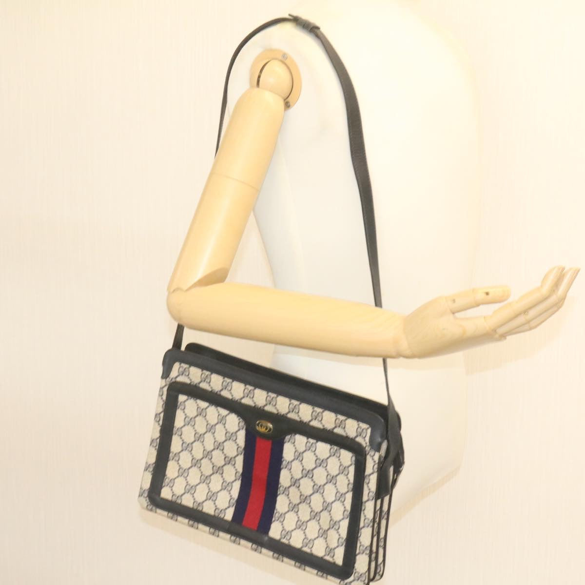 GUCCI Sherry Line GG Canvas Shoulder Bag PVC Leather Red Navy Auth ar4424