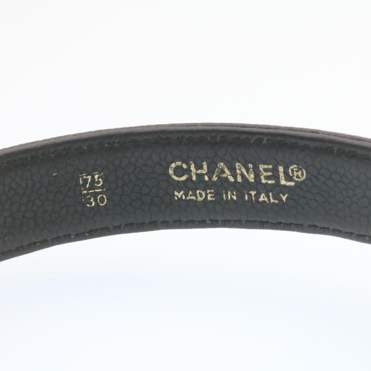 CHANEL Caviar Skin Waist Pouch Leather Black CC Auth ar5893A