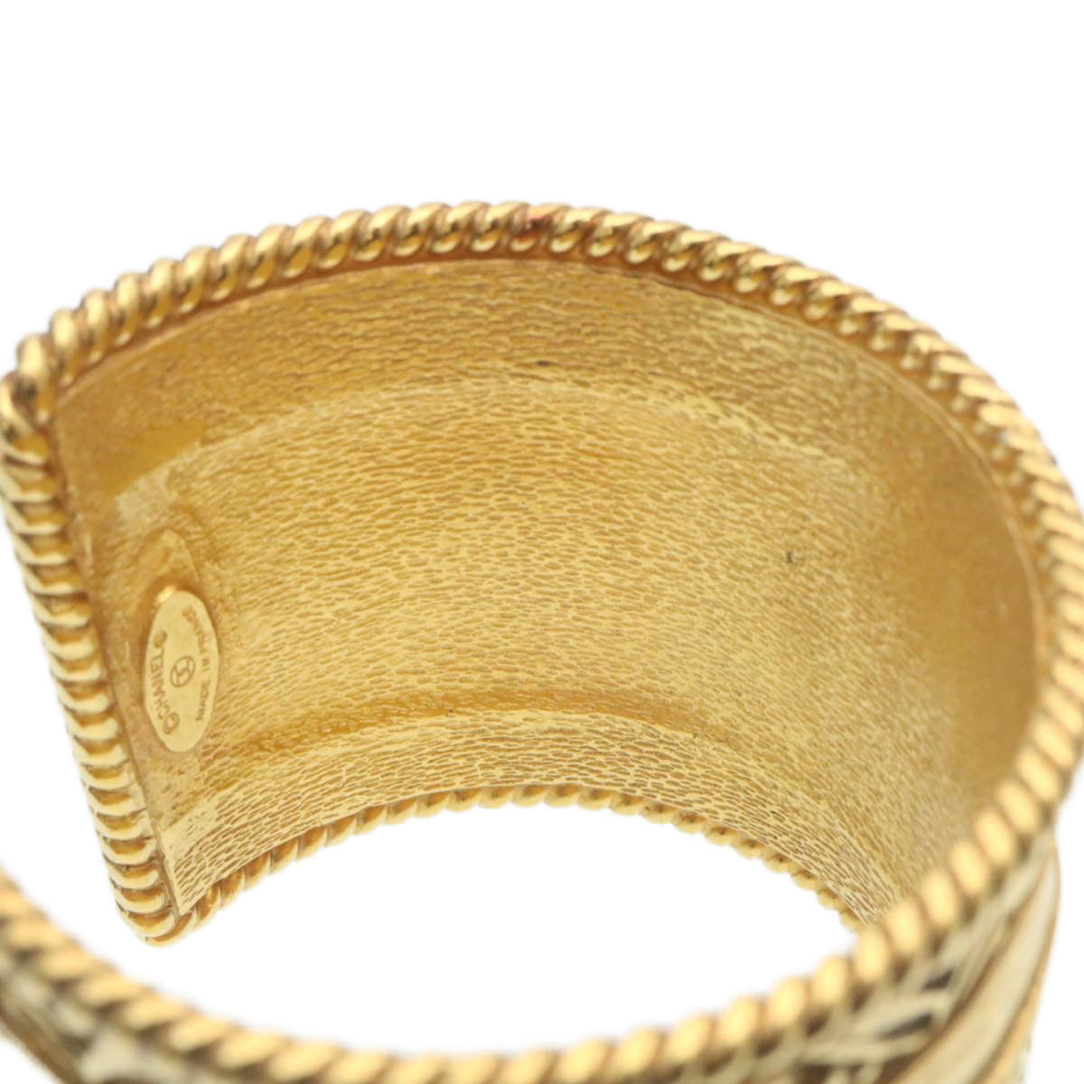 CHANEL Bracelet Gold CC Auth ar5932