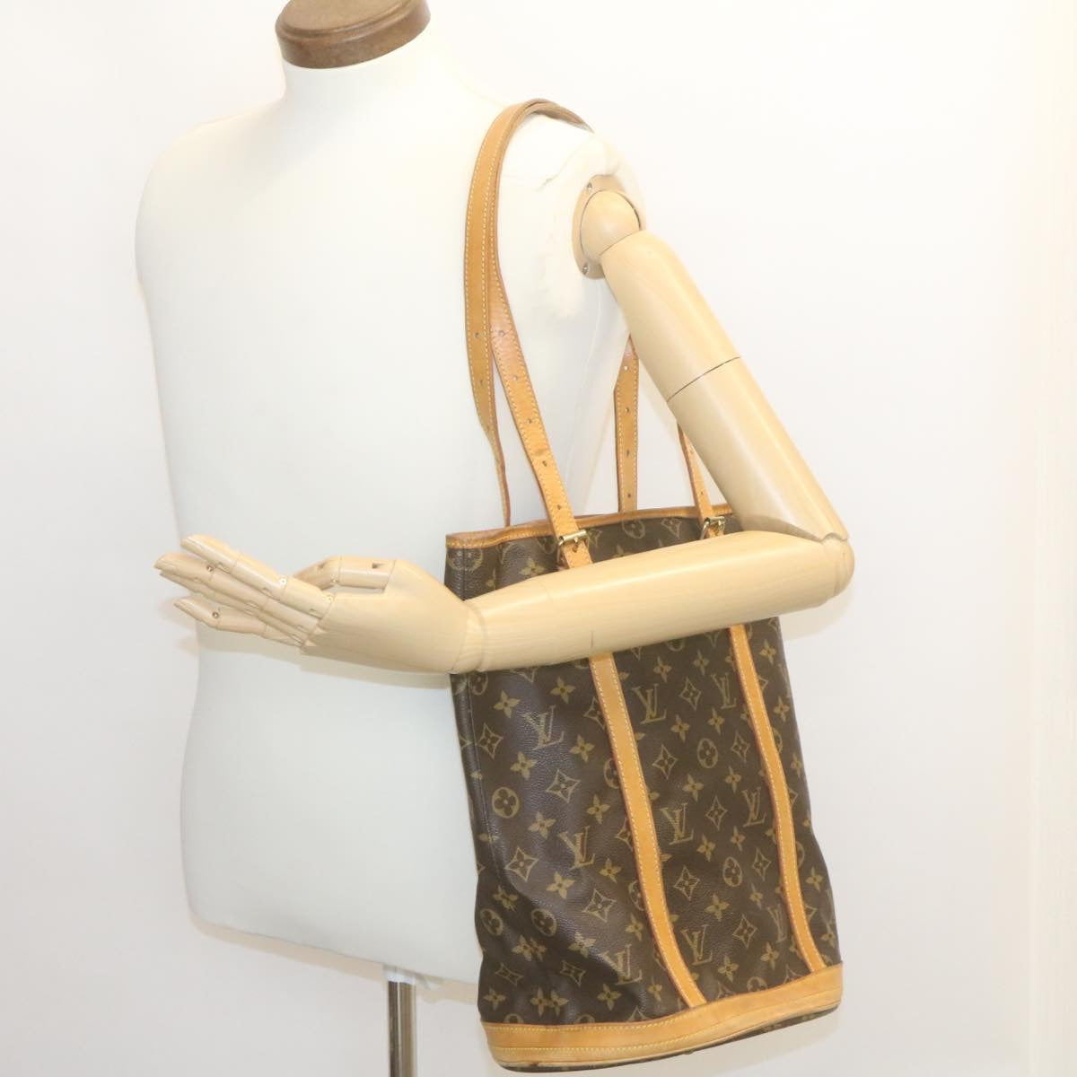 LOUIS VUITTON Monogram Bucket GM Shoulder Bag bs465 LV Auth ar6473