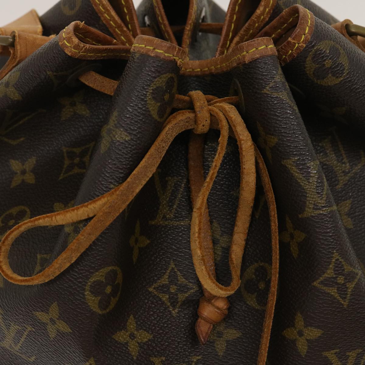 LOUIS VUITTON Monogram Noe Shoulder Bag M42224 LV Auth ar6972