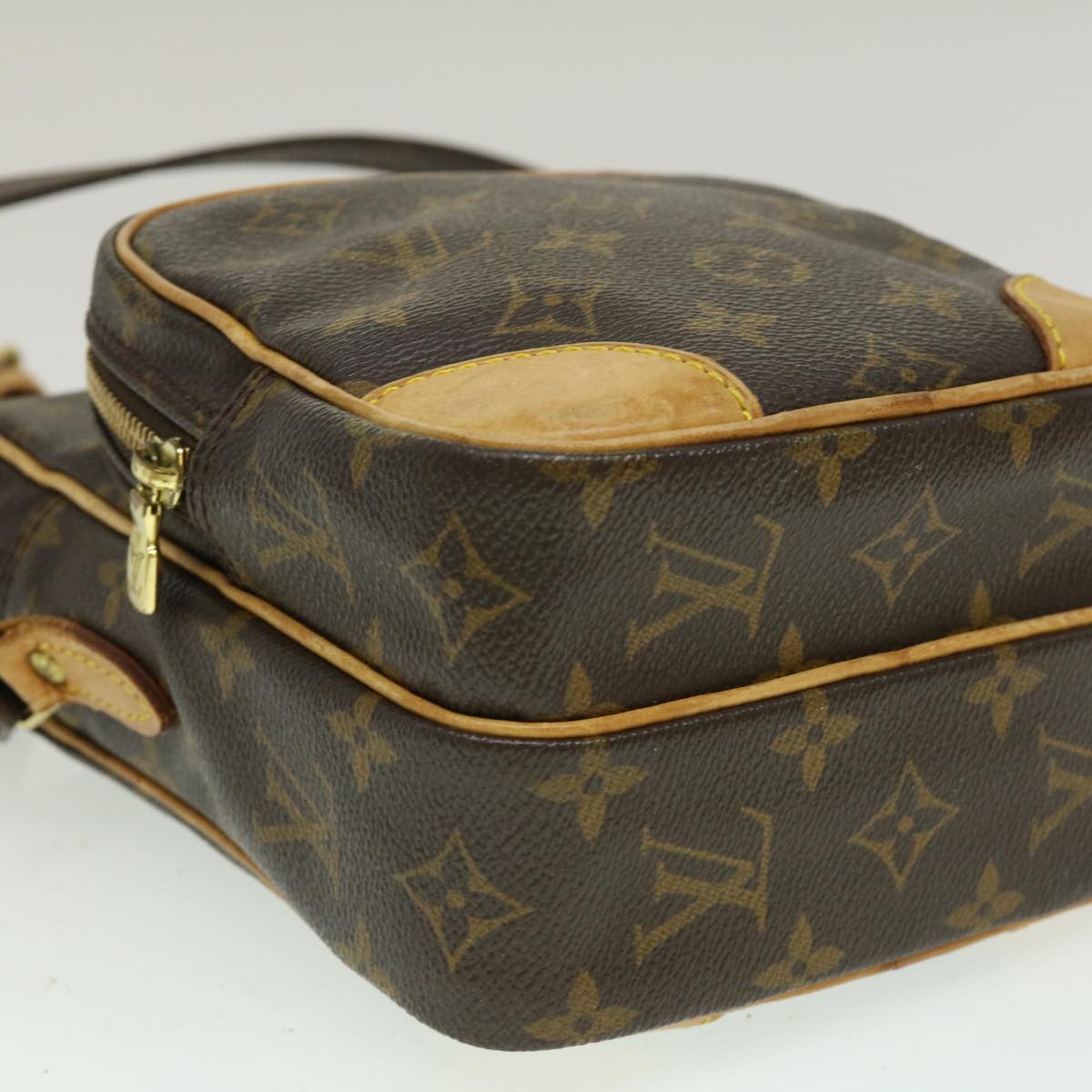 LOUIS VUITTON Monogram Amazon Shoulder Bag M45236 LV Auth ar7045