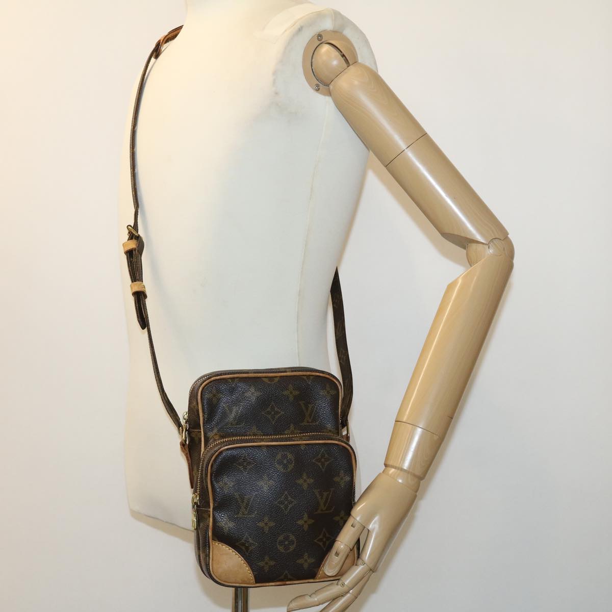 LOUIS VUITTON Monogram Amazon Shoulder Bag M45236 LV Auth ar7045