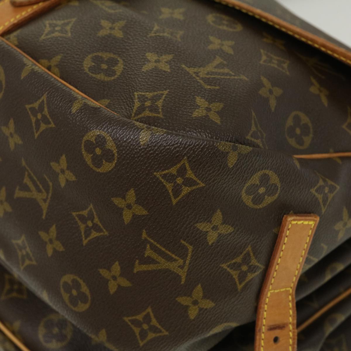 LOUIS VUITTON Monogram Saumur 35 Shoulder Bag M42254 LV Auth ar7047