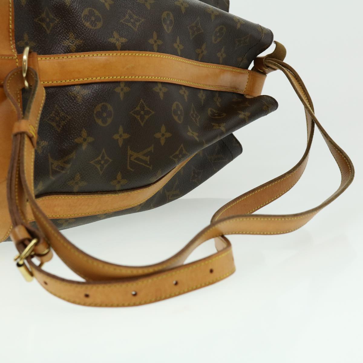 LOUIS VUITTON Monogram Randonnee PM Shoulder Bag M42243 LV Auth ar7249