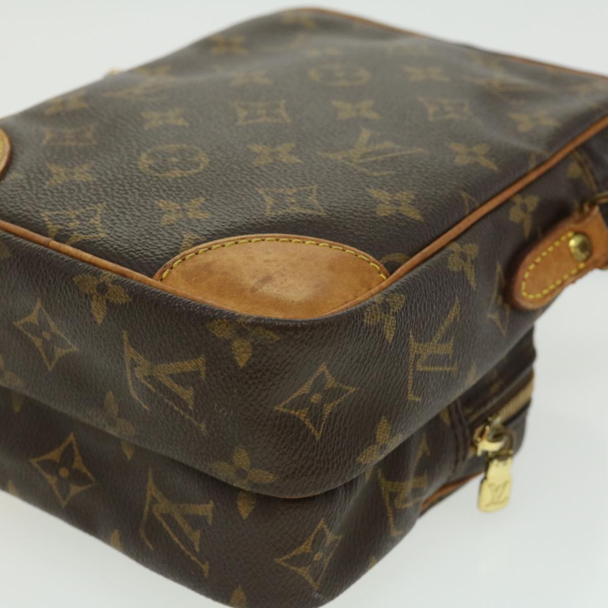 LOUIS VUITTON Monogram Amazon Shoulder Bag M45236 LV Auth ar7358