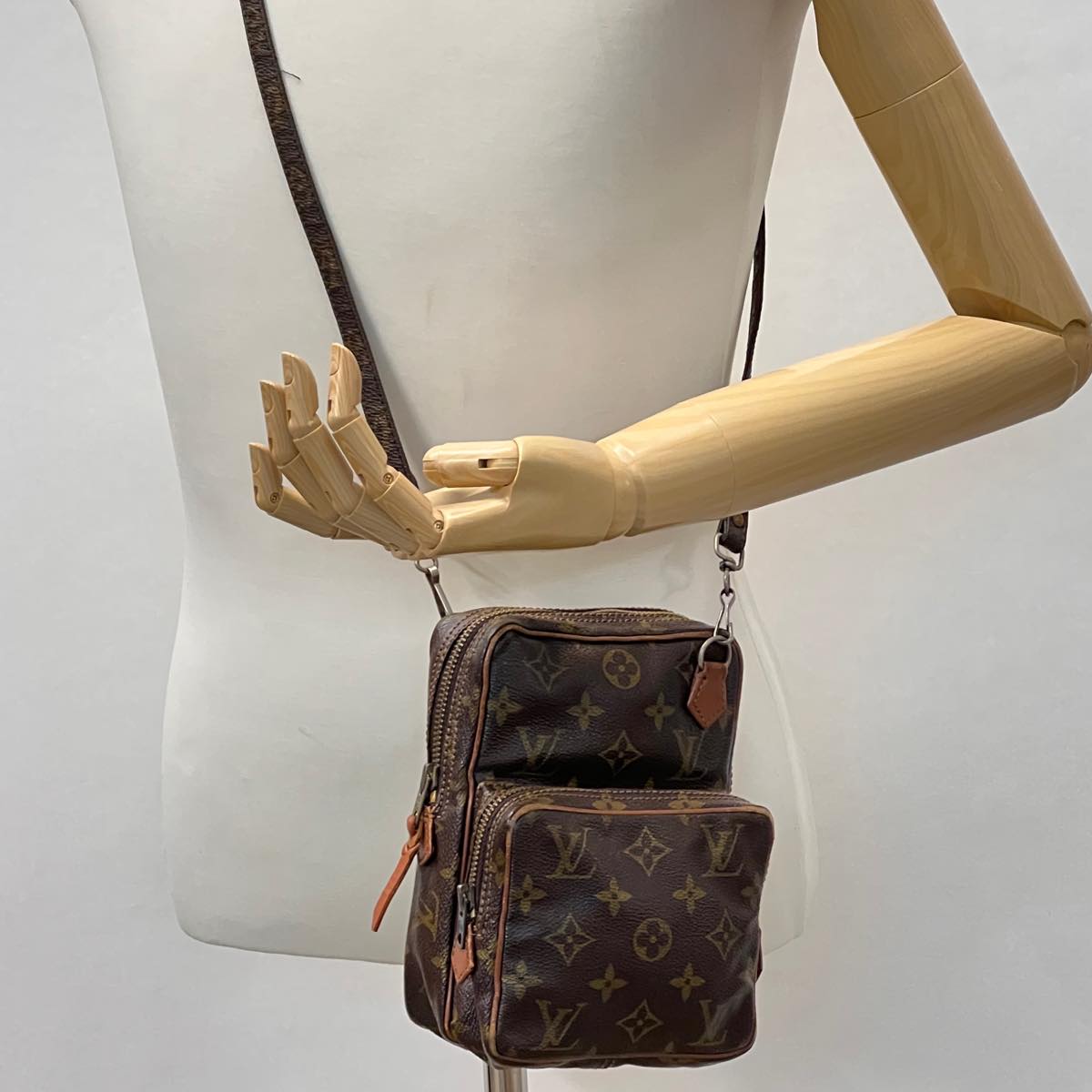 LOUIS VUITTON Monogram Mini Amazon Shoulder Bag M45238 LV Auth ar7786B