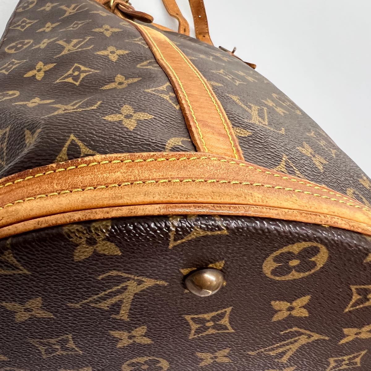 LOUIS VUITTON Monogram Bucket GM Shoulder Bag M42236 LV Auth ar7810