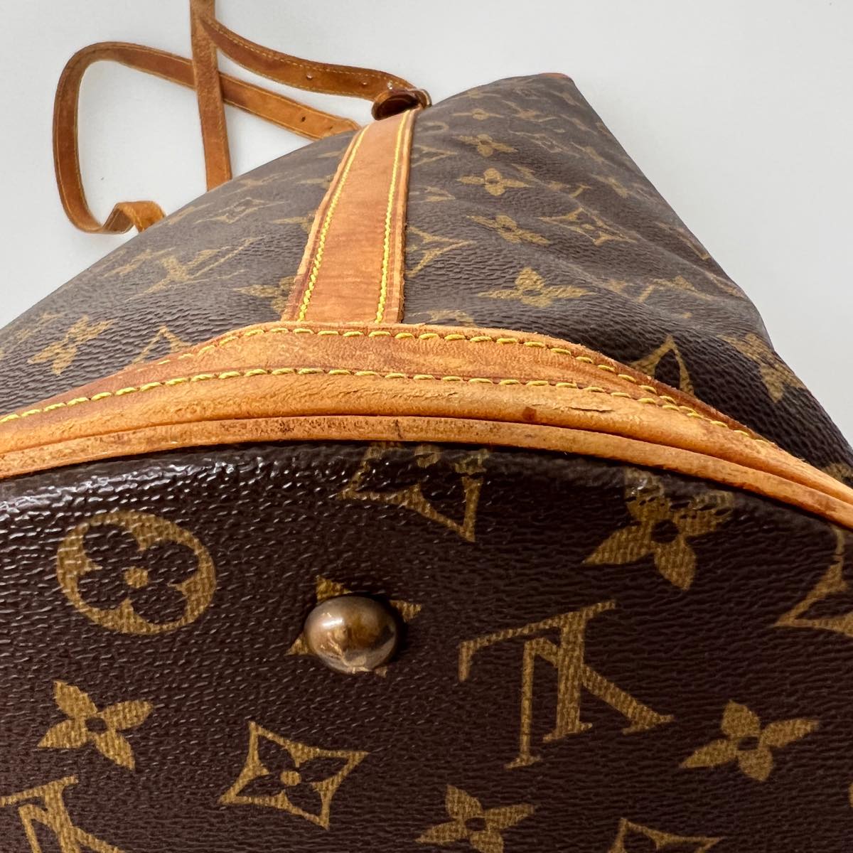 LOUIS VUITTON Monogram Bucket GM Shoulder Bag M42236 LV Auth ar7810