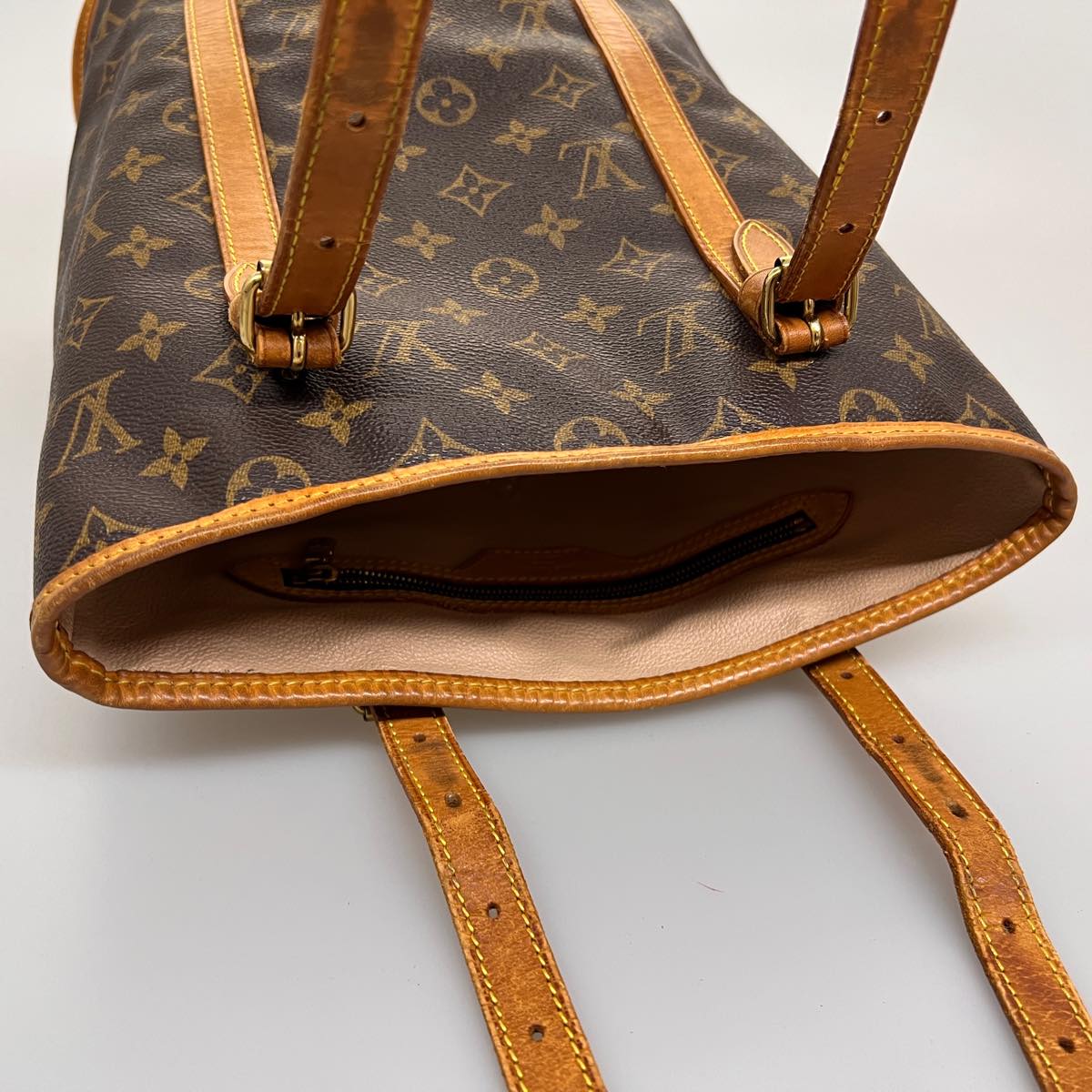 LOUIS VUITTON Monogram Bucket GM Shoulder Bag M42236 LV Auth ar7810