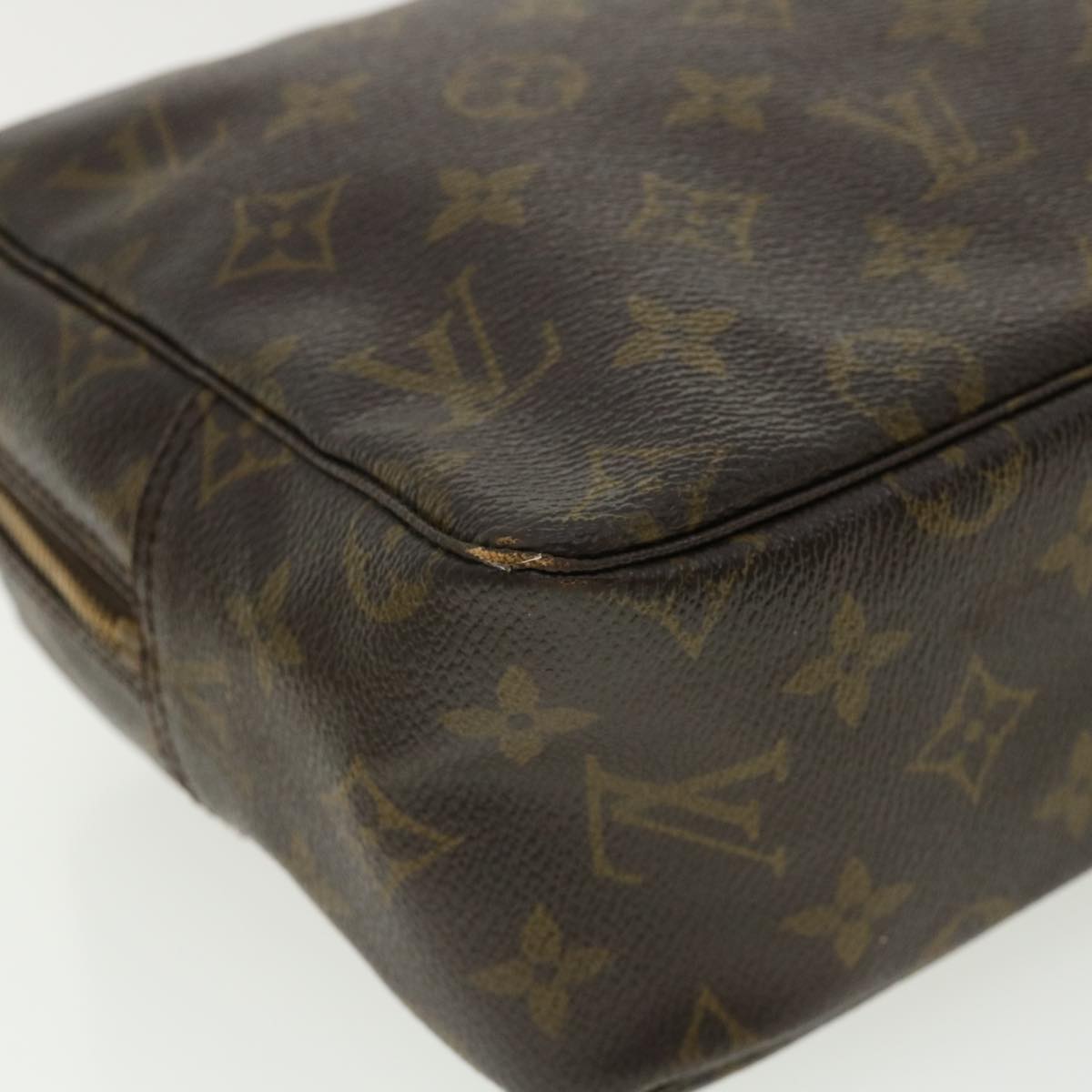 LOUIS VUITTON Monogram Trousse Toilette 28 Clutch Bag M47522 LV Auth ar7866B