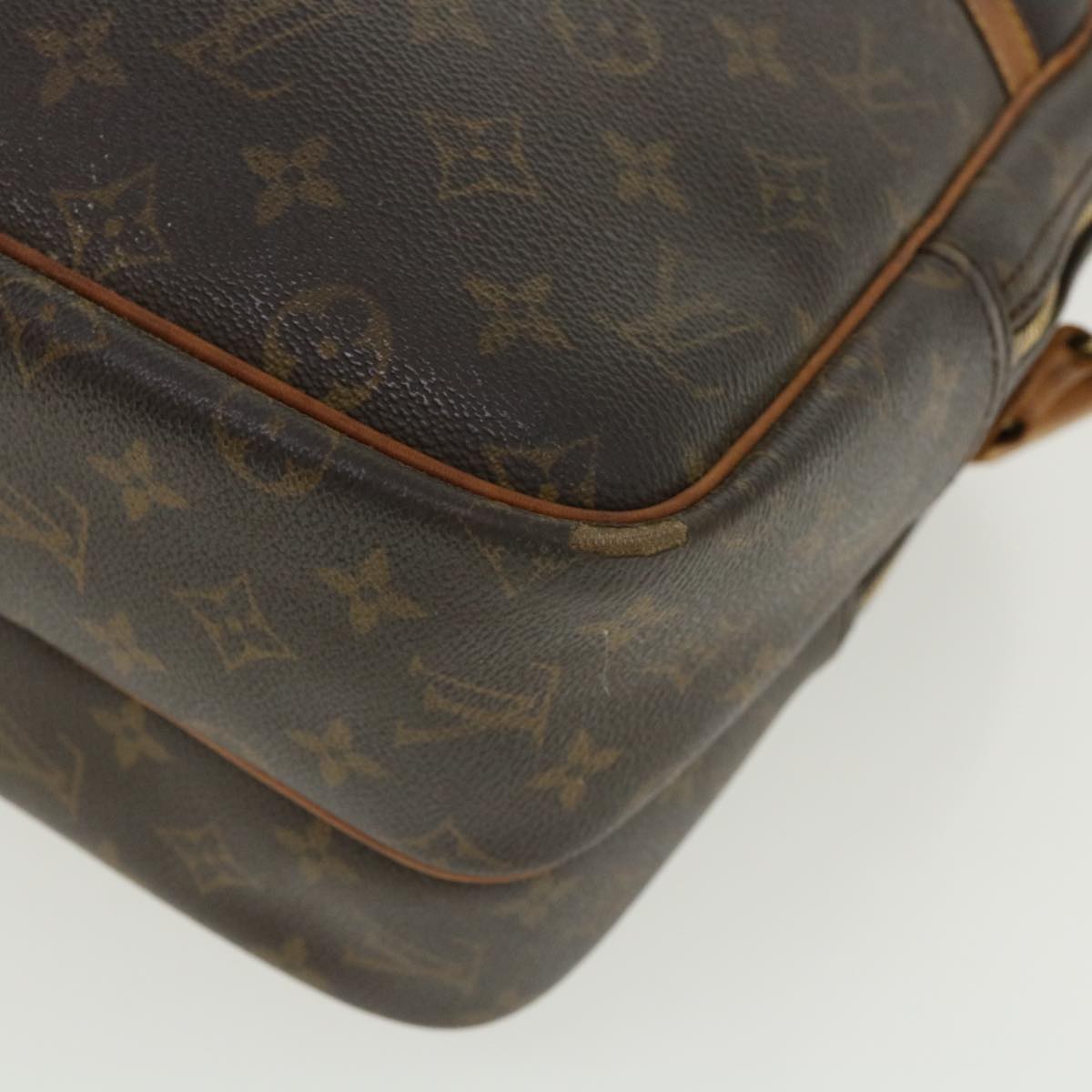 LOUIS VUITTON Monogram Reporter GM Shoulder Bag M45252 LV Auth ar7869B