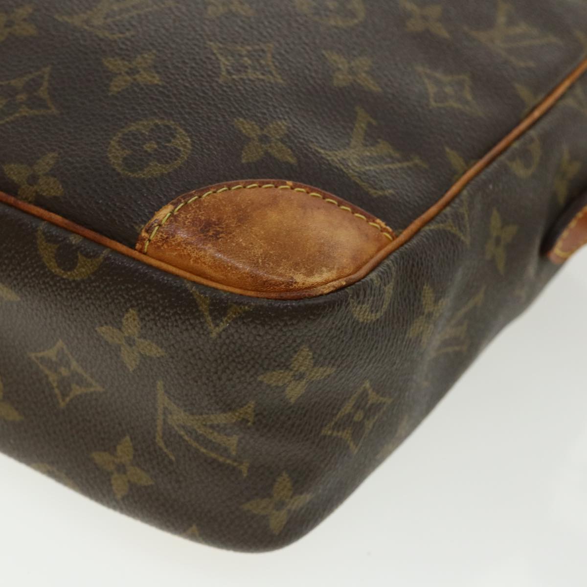 LOUIS VUITTON Monogram DanubeMM Shoulder Bag M45264 LV Auth ar7871B