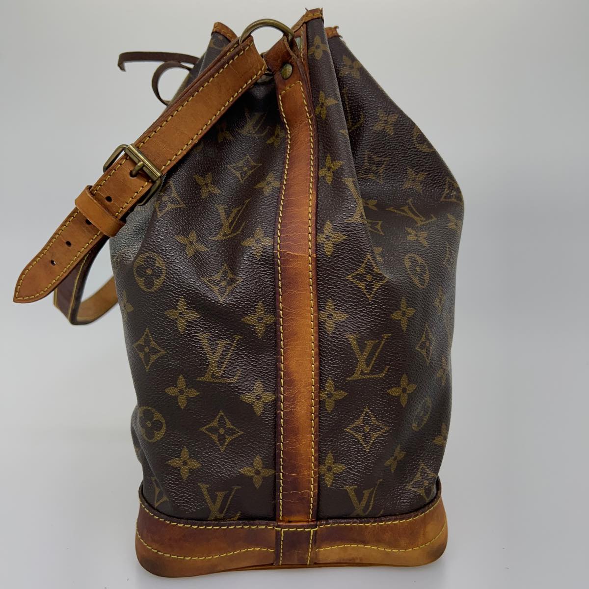 LOUIS VUITTON Monogram Noe Shoulder Bag M42224 LV Auth ar7882B