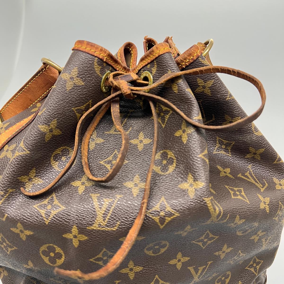 LOUIS VUITTON Monogram Noe Shoulder Bag M42224 LV Auth ar7882B