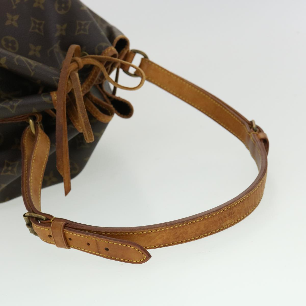 LOUIS VUITTON Monogram Noe Shoulder Bag M42224 LV Auth ar8046B