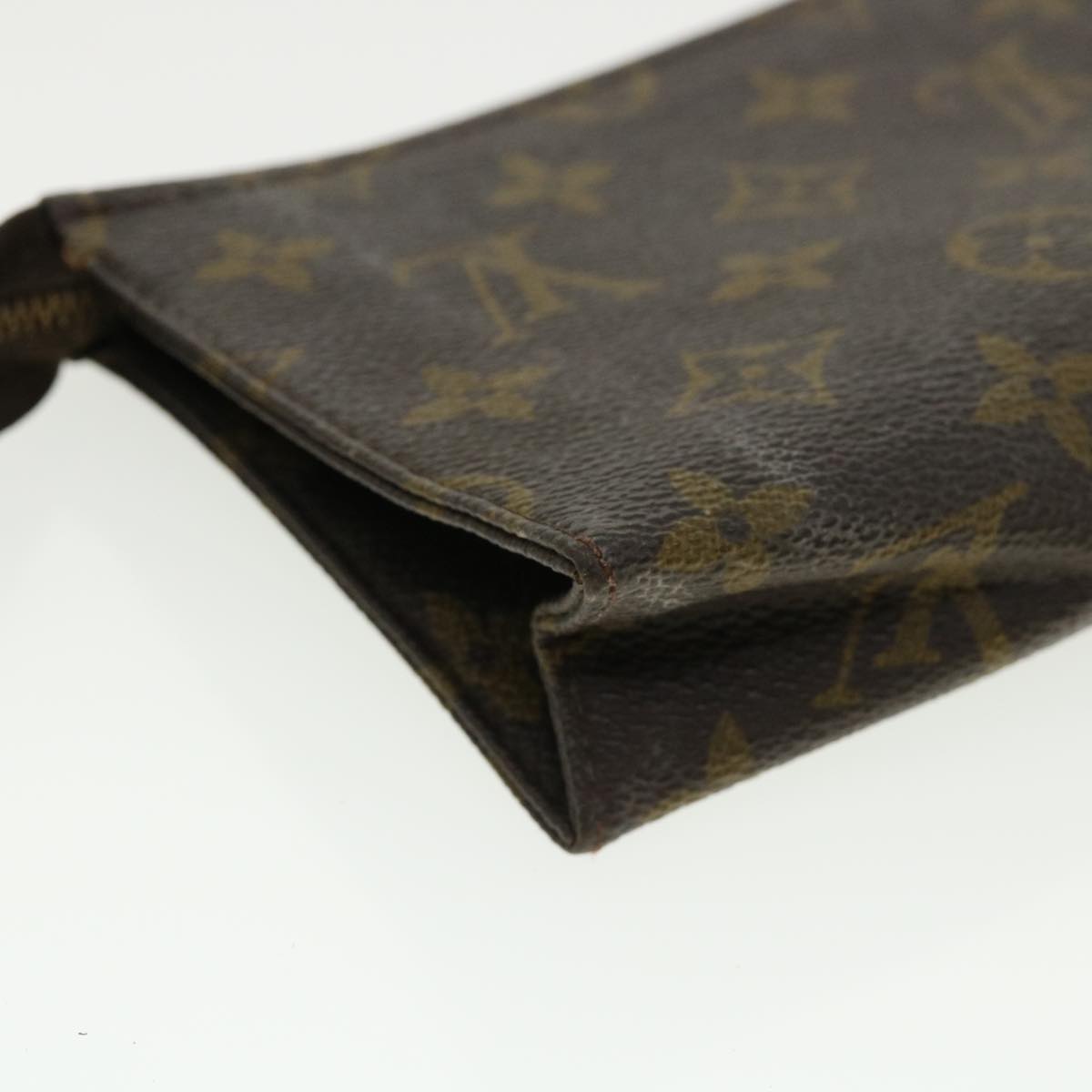 LOUIS VUITTON Monogram Poche Toilette 15 Pouch M47546 LV Auth ar8095B