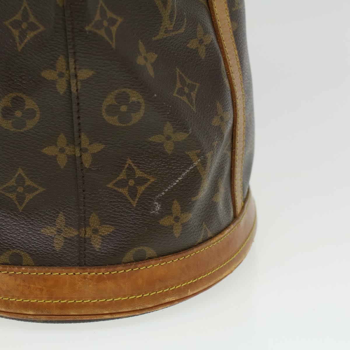 LOUIS VUITTON Monogram Bucket GM Shoulder Bag M42236 LV Auth ar8432