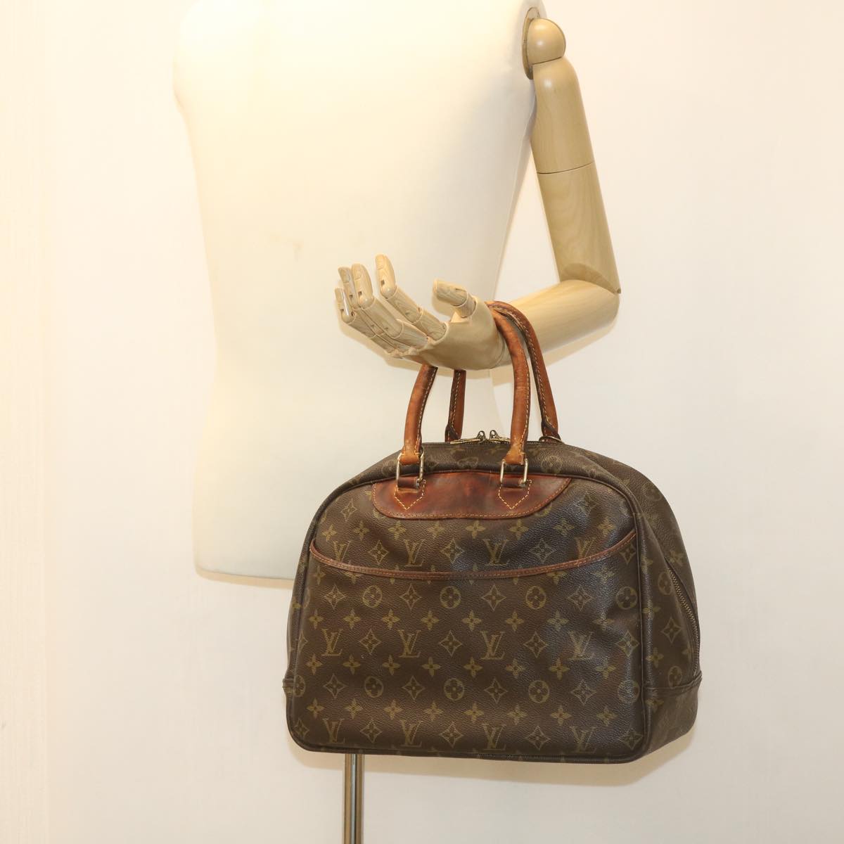 LOUIS VUITTON Monogram Deauville Hand Bag M47270 LV Auth ar8436