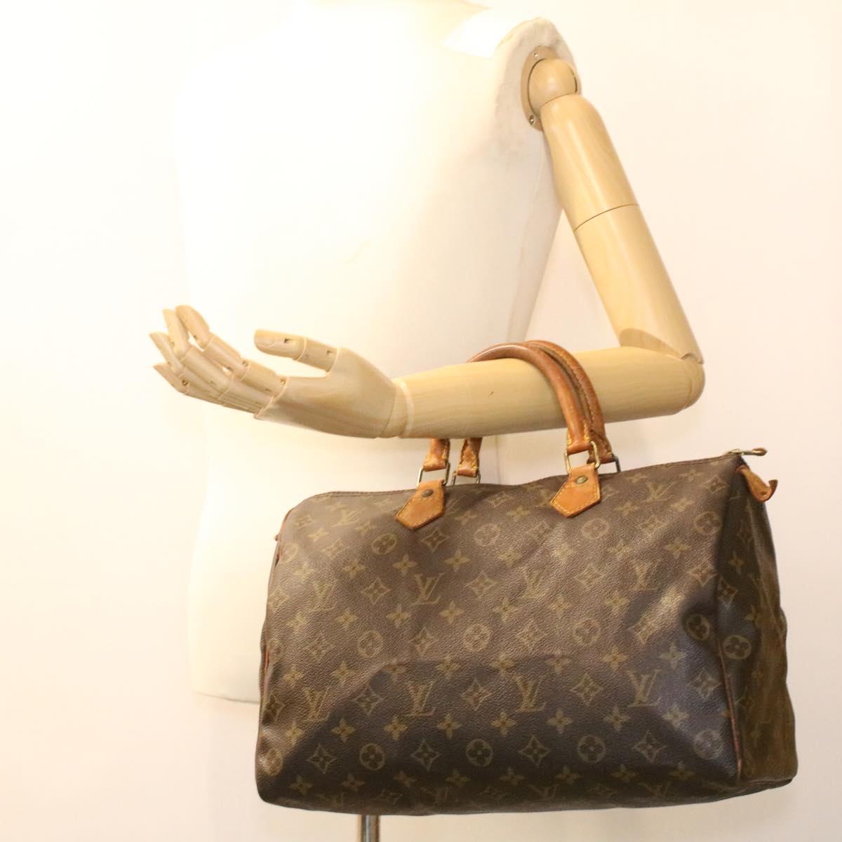 LOUIS VUITTON Monogram Speedy 35 Hand Bag M41524 LV Auth ar8548