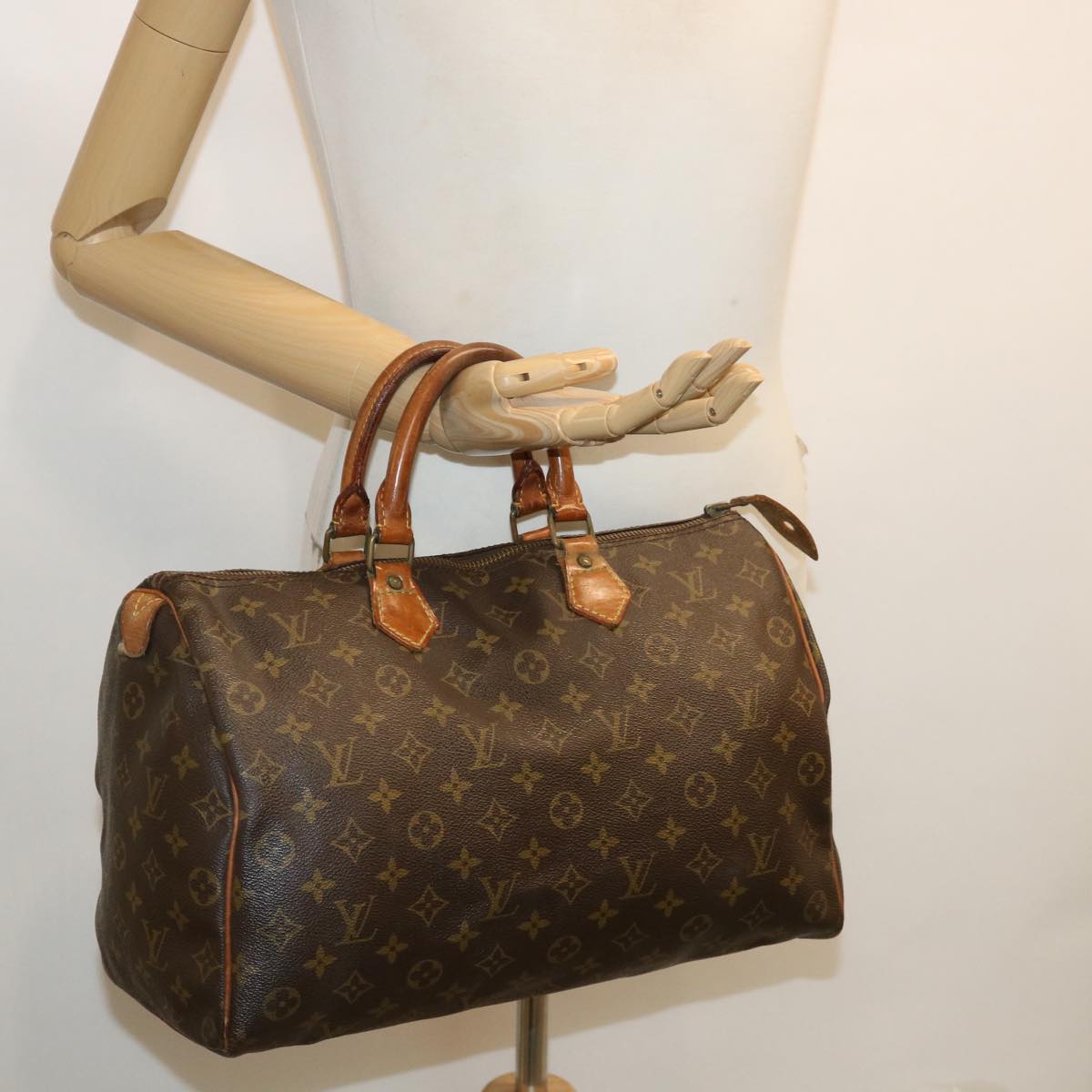 LOUIS VUITTON Monogram Speedy 35 Hand Bag M41524 LV Auth ar8712