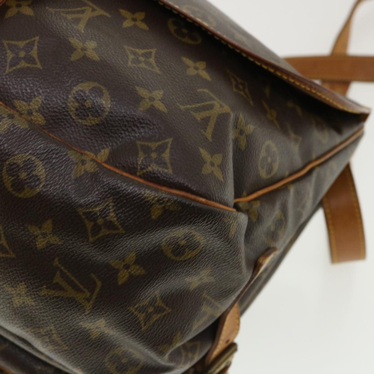 LOUIS VUITTON Monogram Saumur 35 Shoulder Bag M42254 LV Auth ar8861